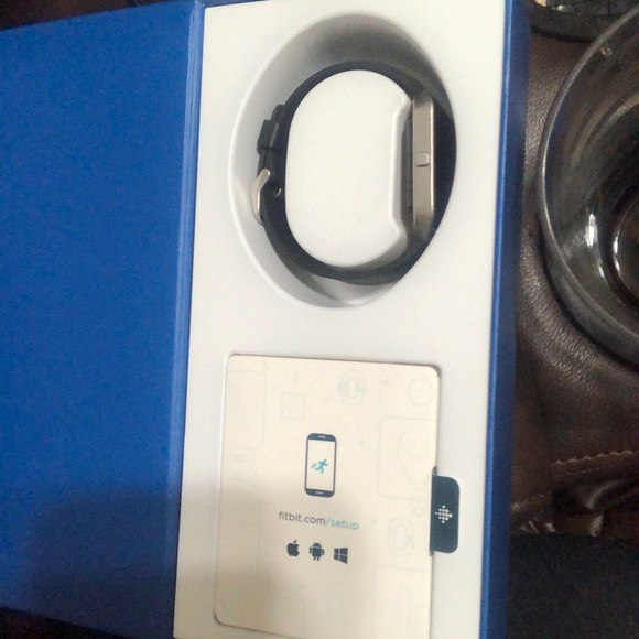 Fitbit - Picture 3 of 3